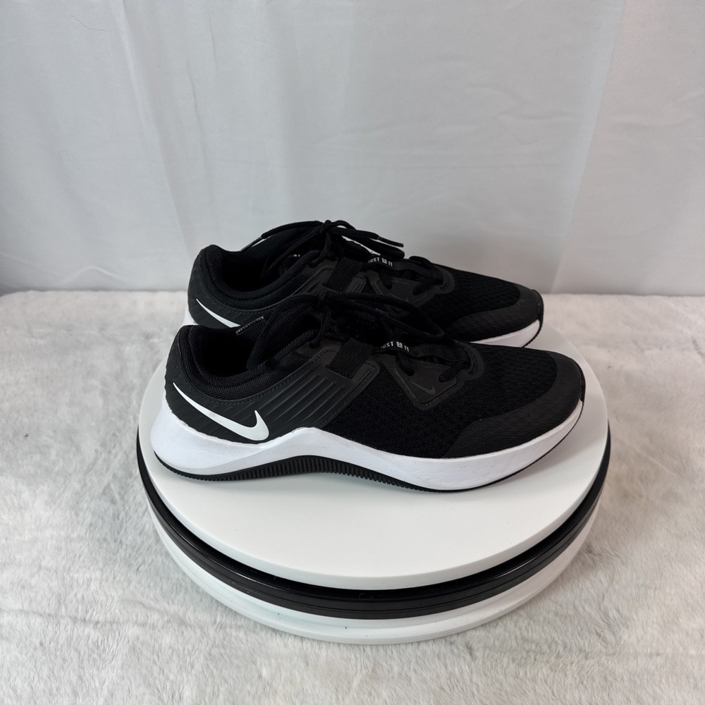 nike mc trainer Womens 9.5 Black / White - Picture 3 of 6